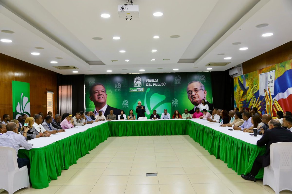 Wellington Ramirez (@wallynet3) on Twitter photo ¡Enhorabuena en el Día Internacional de la Juventud!
<a href="/reddeladignida1/">Mario Holguin</a> <a href="/SESVIALFP/">SECRETARIA DE SEGURIDAD VIAL</a> <a href="/LeonelFernandez/">Leonel Fernández</a>
#SeguridadVialFP #FuerzaDelPueblo #FPComunica ¡Enhorabuena en el Día Internacional de la Juventud!
<a href="/reddeladignida1/">Mario Holguin</a> <a href="/SESVIALFP/">SECRETARIA DE SEGURIDAD VIAL</a> <a href="/LeonelFernandez/">Leonel Fernández</a>
#SeguridadVialFP #FuerzaDelPueblo #FPComunica
