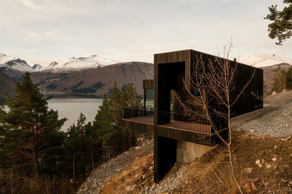 Architectural Art (A-A) tweet media