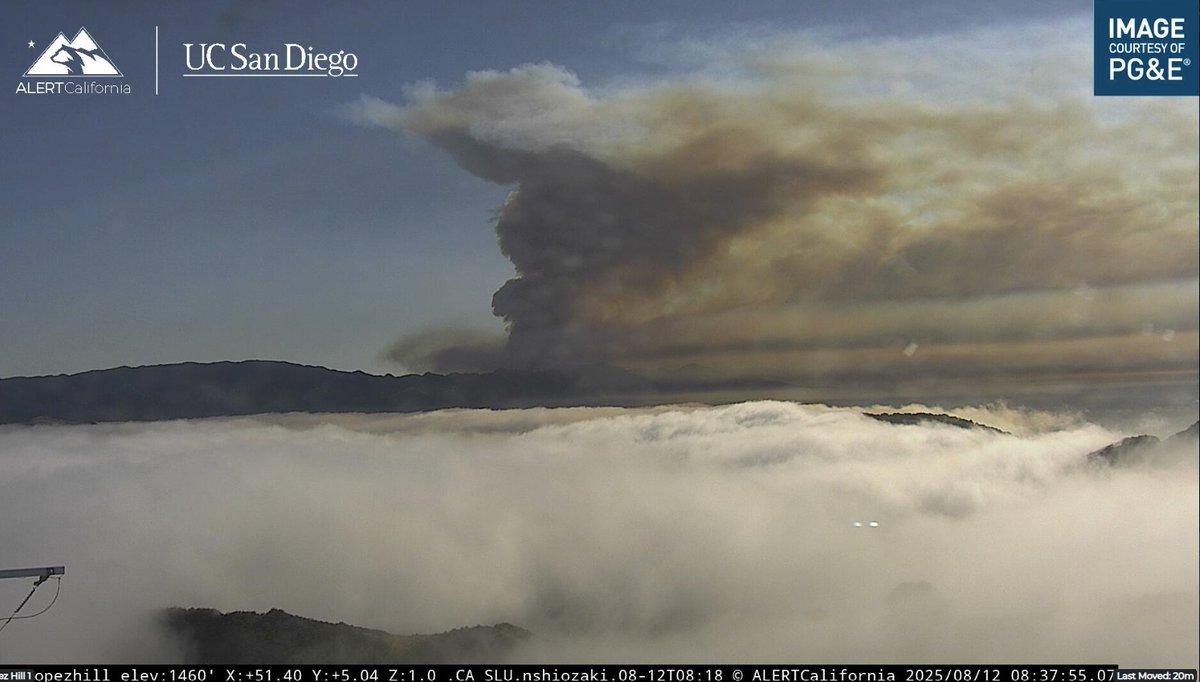 Here's an image you don't see every day. Smoke from the #GiffordFire can be seen above a deep August marine layer from an Alert California Camera up in San Luis Obispo County. #CAwx