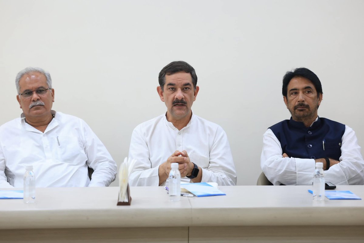 Ranjeet Singh Taliyana (@ranjeet45152181) on Twitter photo <a href="/JitendraSAlwar/">Jitendra Singh Alwar</a>
<a href="/OfficeBJS/">Office Bhanwar Jitendra Singh</a>
Today Bhanwar jitendra singh ji CWC miting <a href="/JitendraSAlwar/">Jitendra Singh Alwar</a>
<a href="/OfficeBJS/">Office Bhanwar Jitendra Singh</a>
Today Bhanwar jitendra singh ji CWC miting