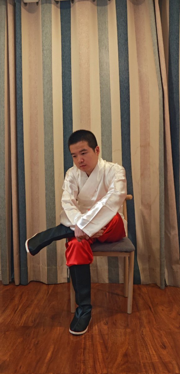 空城灯火 tweet media