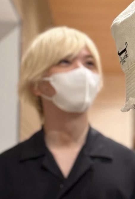 どこ見てるのwww