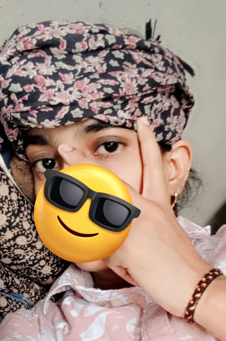 हम तो हर जगह राज़ करते हैं....
किसी के दिल में किसी के दिमाग में 🫡