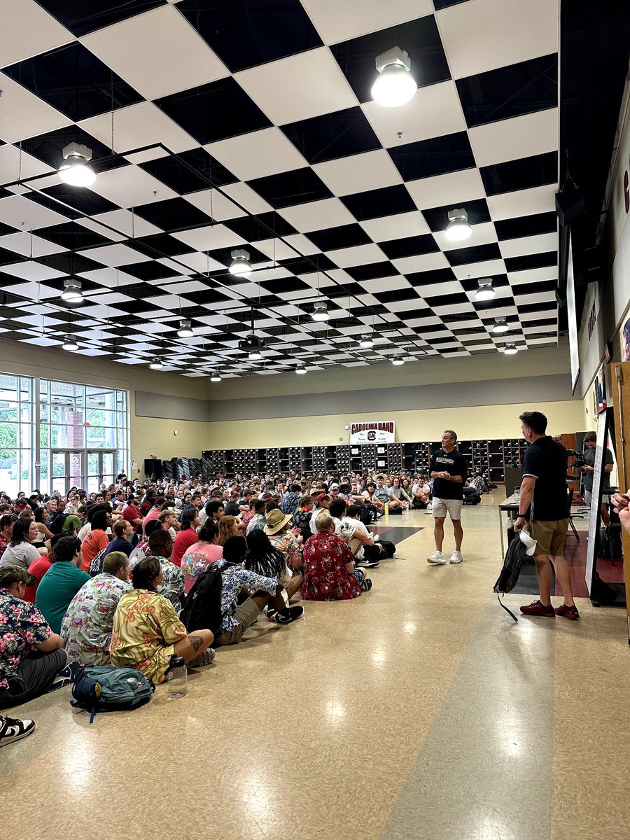 The Carolina Band (@thecarolinaband) on Twitter photo Carolina Band 🤝 Gamecock Football
Thank you <a href="/CoachSBeamer/">Shane Beamer</a> for speaking with our members, we are so ready for game days! #SpursUp 🤙 Carolina Band 🤝 Gamecock Football
Thank you <a href="/CoachSBeamer/">Shane Beamer</a> for speaking with our members, we are so ready for game days! #SpursUp 🤙