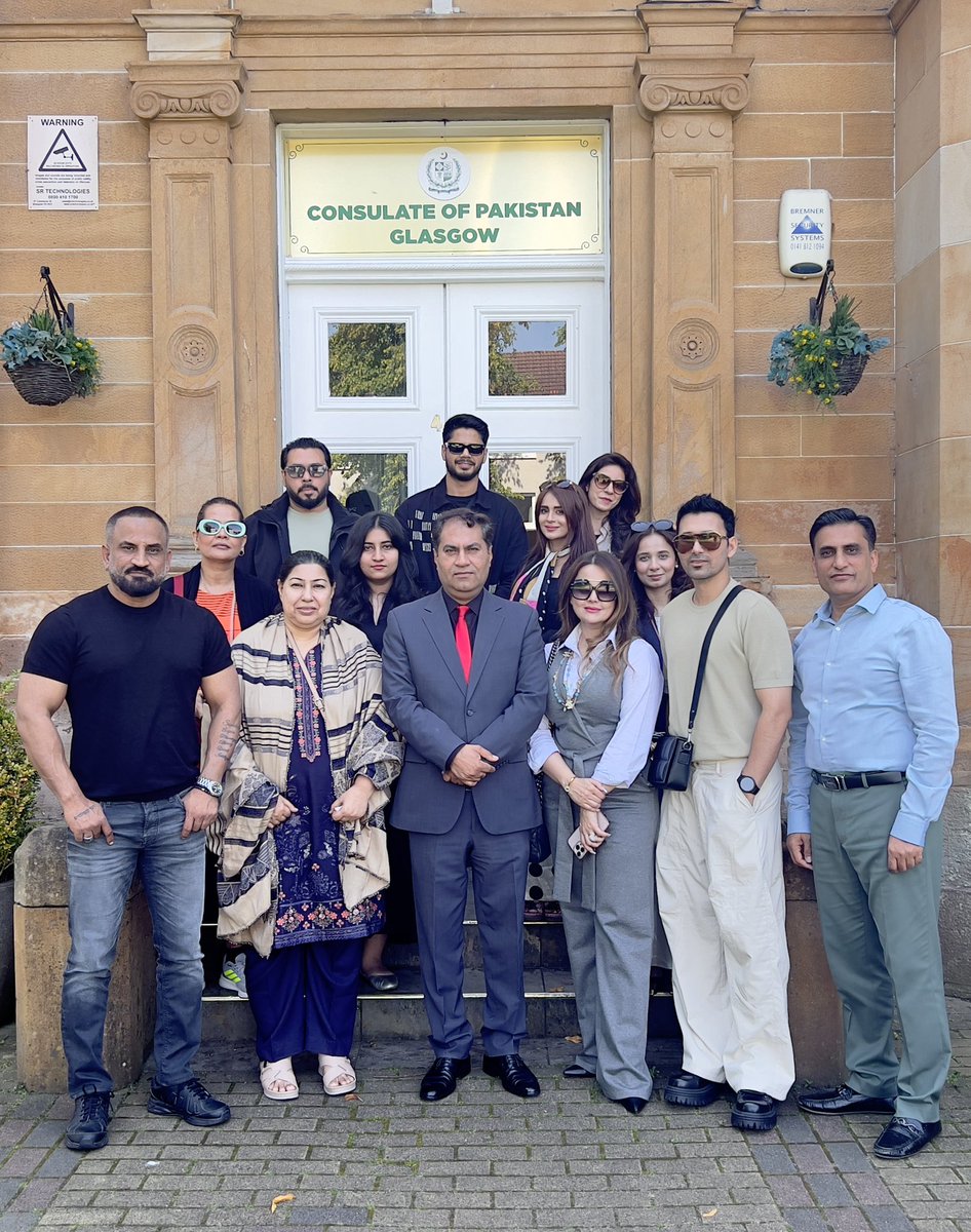 PakinGlasgow's tweet photo. CG welcomed a Miraal Events delegation for the upcoming Style Fashion Summit, celebrating 🇵🇰 heritage, craftsmanship &amp; the global reach of its fashion industry as part of Independence Day cultural programmes. https://t.co/L1NlvBpfxO