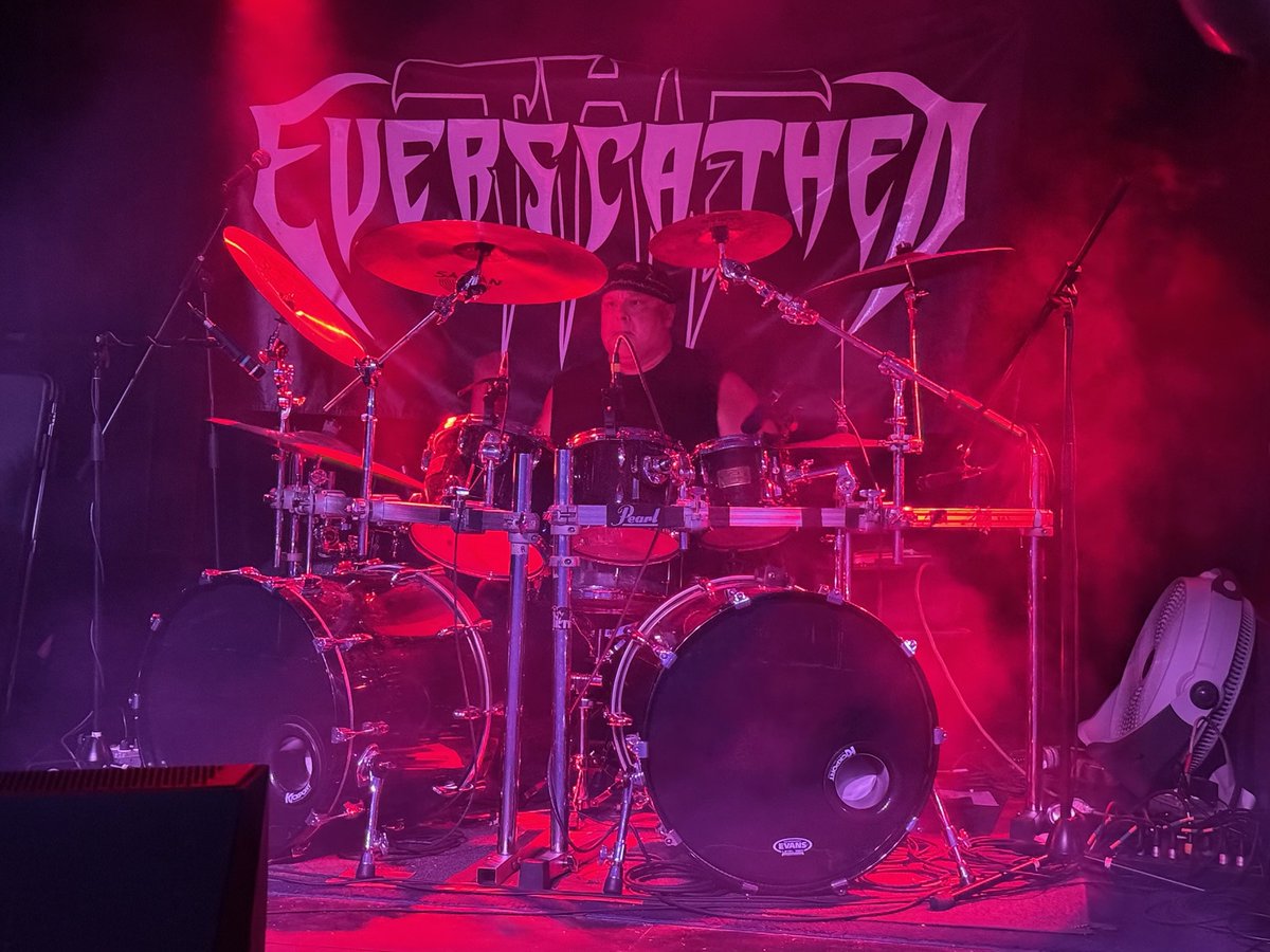 THE EVERSCATHED tweet media