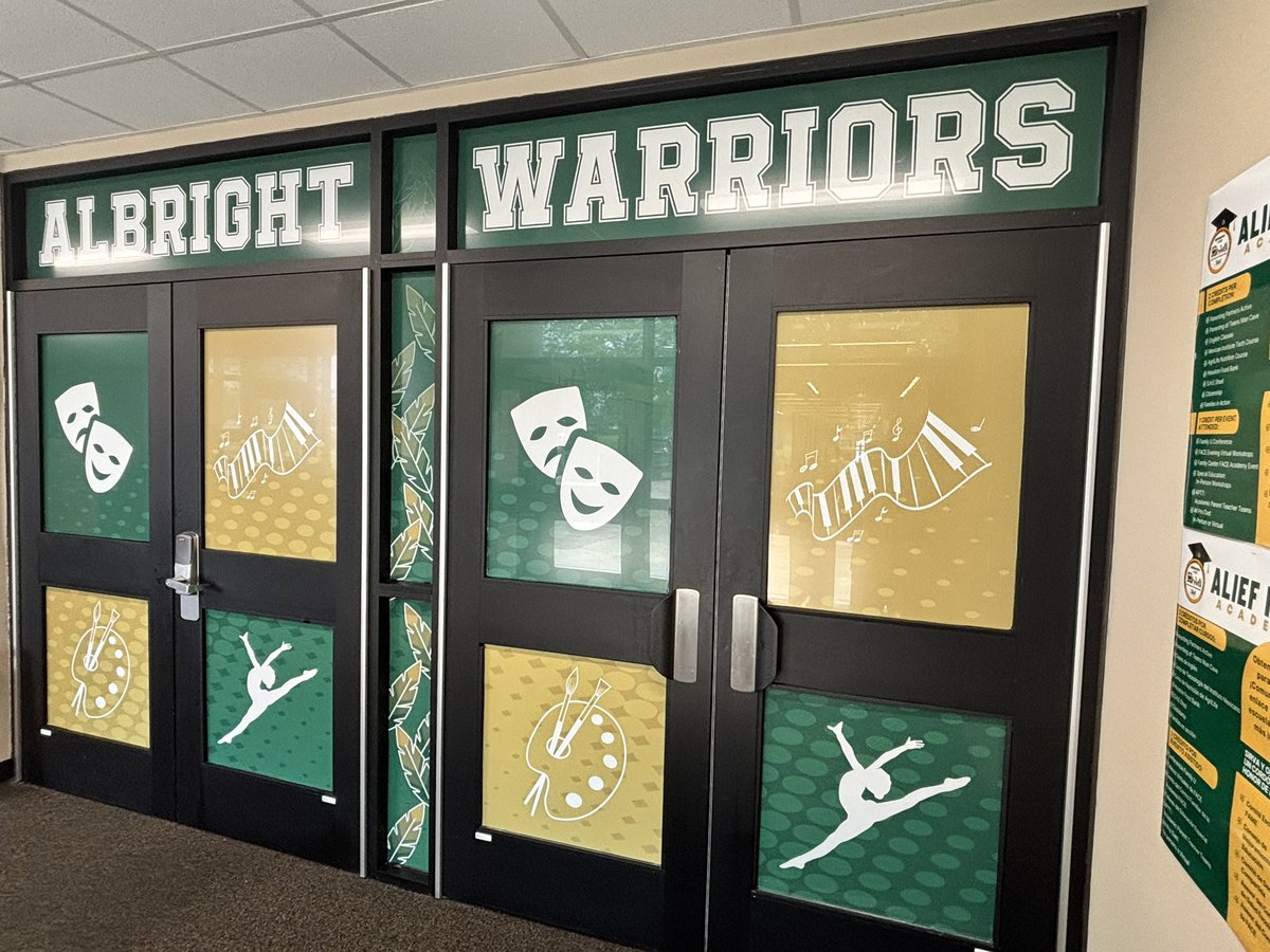 RenferdJoseph's tweet photo. .@AliefISD the buzz is happening this morning at our Performing & Visual Arts Academies #PVAA. Looking forward to all the great things that will take center stage this year ๐ฅ๐ฅ๐ฅ#WinnersWin #CultureOfExcellence #JoinTheShow https://t.co/dThwowoHRK