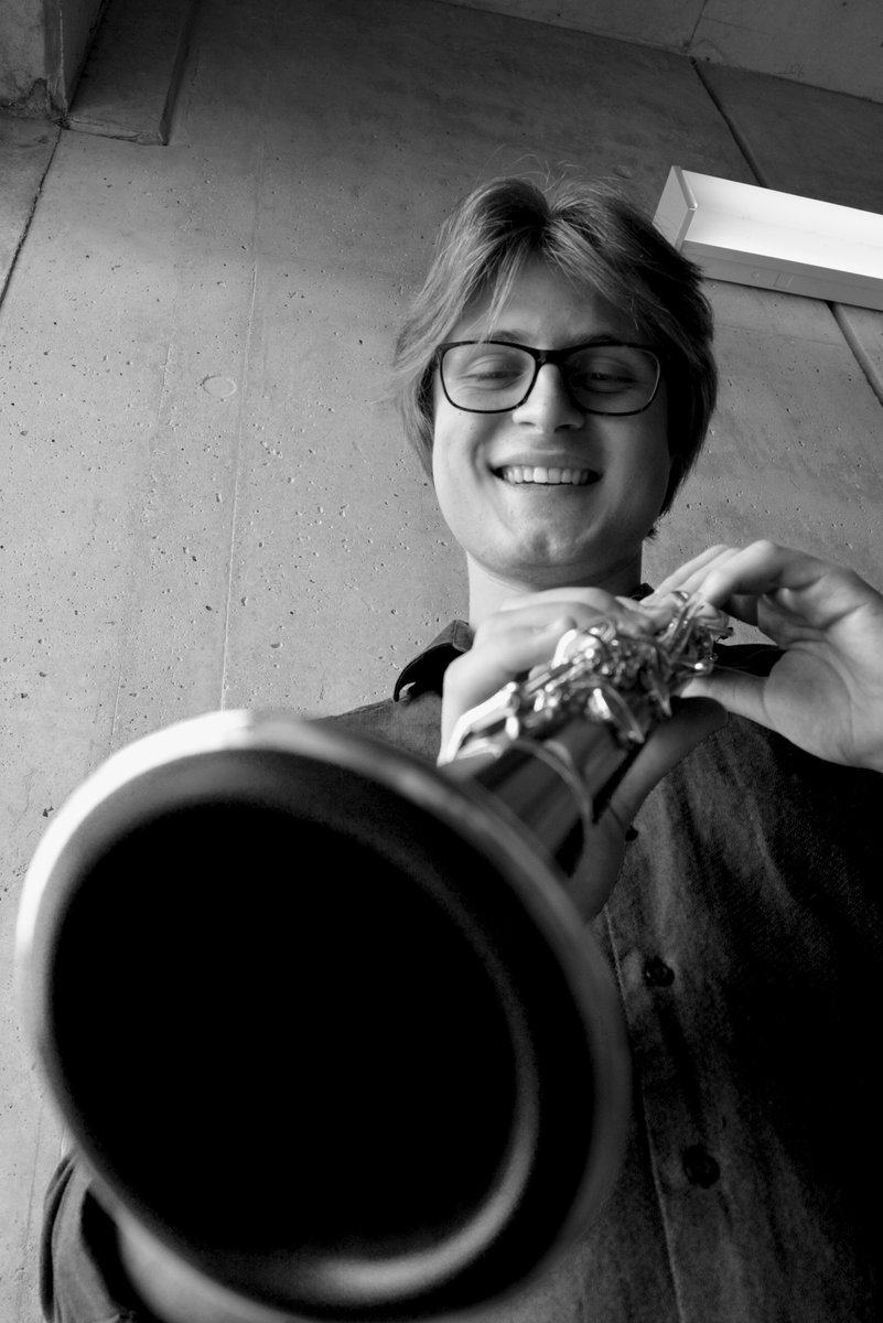 Know a <a href="/WesternU/">Western University</a> winds, brass or percussion student? 🪈🎺🥁
Tell them about the Winds, Brass &amp; Percussion Concerto Competition open to all undergraduate, diploma, and master’s students who meet the requirements.
Register by Sep. 19, 5pm: music.uwo.ca/departments/mu…
#Concerto #Music