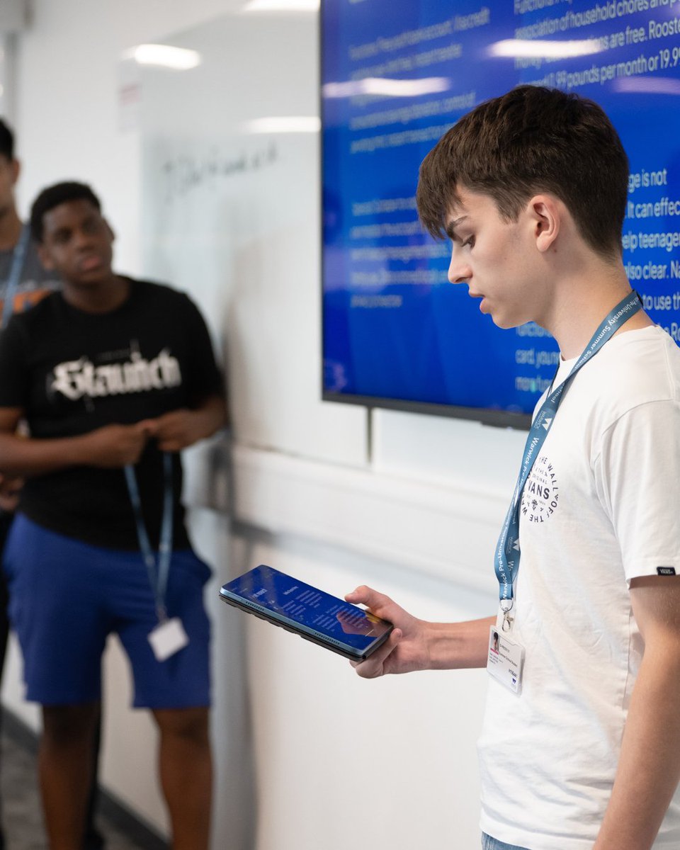 WarwickSummer's tweet photo. ✨ Warwick Pre-University Summer School 2025 ✨

What an amazing 10 days! Students from 41 different countries came together on our beautiful Warwick campus to get a taste of university life.

Thank you to everyone who made this summer school so special! #SummerSchool2025 https://t.co/OwwLIKW3xi