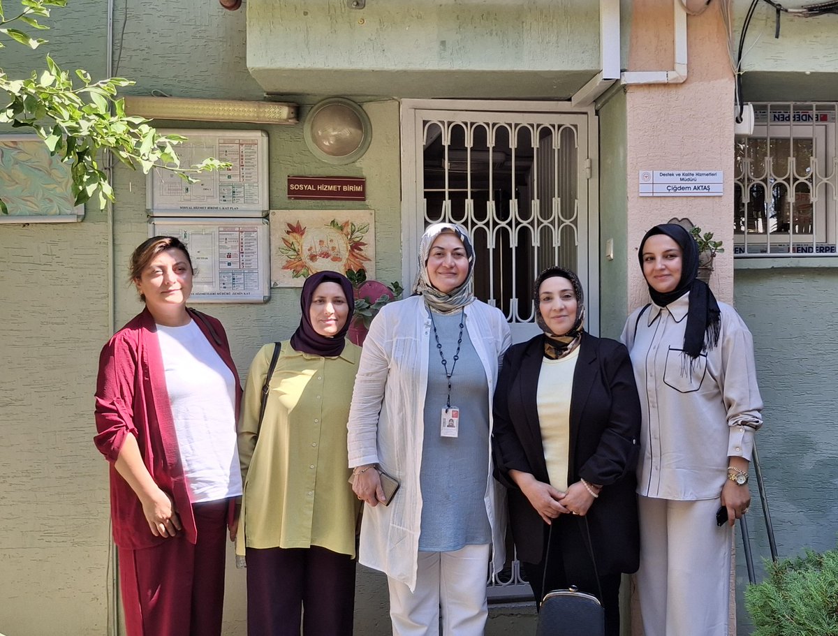 Ruh Sağlığı Destek ve Kalite Hizmetleri Müdürü Sn.Çiğdem Aktaş Hanımı Ziyaret Ettik.Güler Yüzü Hoş Sohbeti ve Misafirperverliği İçin Çok Teşekkür Ederiz 
<a href="/omerrcelik/">Ömer Çelik</a> <a href="/tugbaisikercan/">Tuğba IŞIK ERCAN</a> <a href="/KaramikSunay/">Sunay Karamık</a> <a href="/abdullahdogru01/">Abdullah Doğru</a> <a href="/farukaytek/">Faruk Aytek</a> <a href="/Tamer_Dagli/">Tamer Dağlı 🇹🇷</a> <a href="/Hacer_Soylemez1/">Hacer Söylemez</a> <a href="/akincemal/">Cemal AKIN</a>