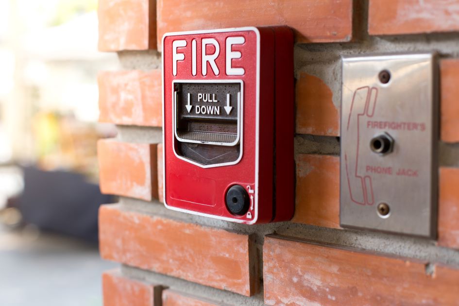 New from Alexander Myers: "Sound the Alarm: Local Ordinance Limiting Fire Alarm Transmission Methods Sparks Legal Battle"

Read More: bit.ly/4lnffje

#Illinois #LocalGovernment #Law #Contracts #LawBlog