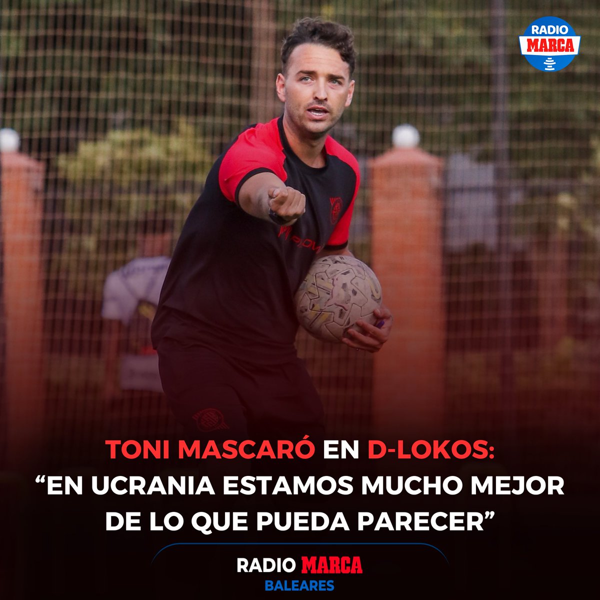 RMarcaBaleares's tweet photo. 🇺🇦 Aventura 𝐮𝐜𝐫𝐚𝐧𝐢𝐚𝐧𝐚 🇺🇦

🧢 El entrenador mallorquín @ToniMascar4 ha sido protagonista en el #DLokos con @mrequeni15 relatando la experiencia de entrenar al filial del FC Kryvbas y de vivir en Ucrania:

❝A las 23:00 horas hay toque de queda❞ https://t.co/wCmszq2f9S