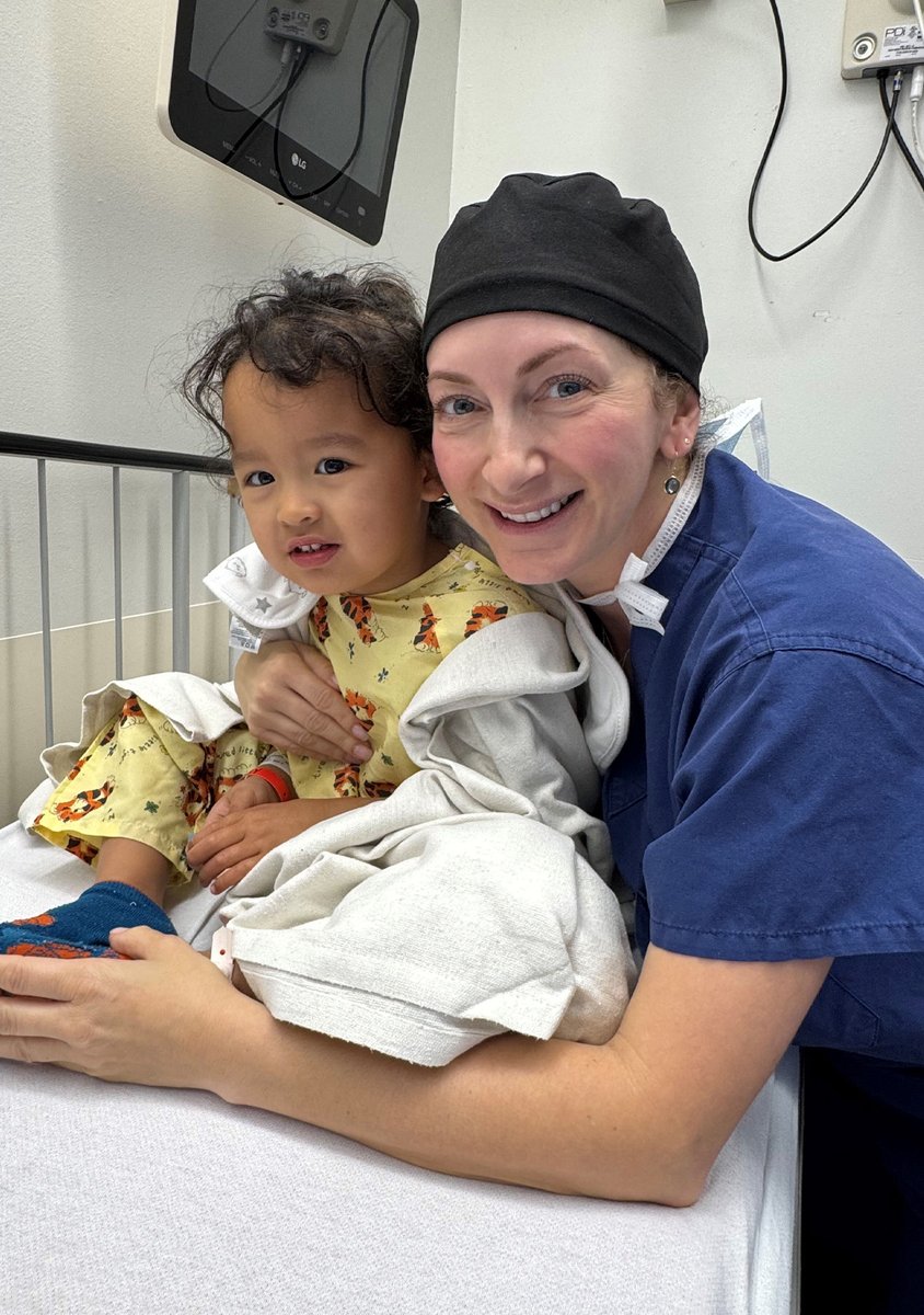 Children's Hospital LA tweet media