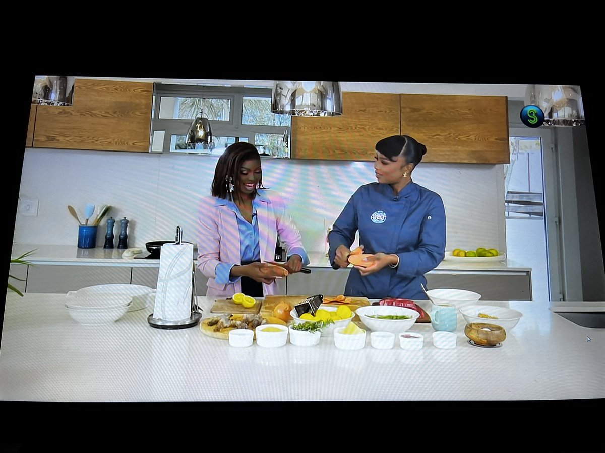 tswana_gent's tweet image. time to cook 🧑‍🍳 🤭 #AfternoonExpress #PEPHomeExpress