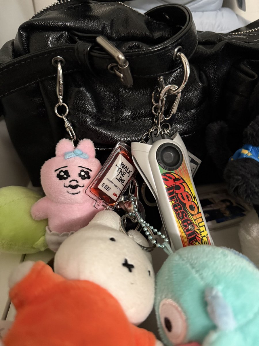 god i love my bag so much. my pride and joy