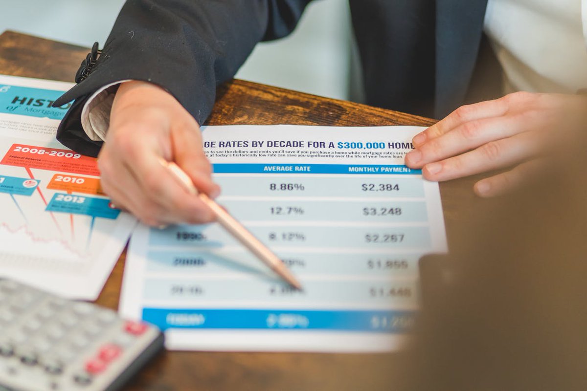 Your credit score, debt, loan type, and even the size of your down payment can all affect your rate.
We’ll walk you through it and help you get the best option for your situation.
Learn more: almsprings.com

#MortgageEducation #InterestRates #ColoradoSprings
