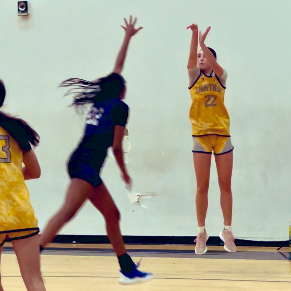 Zoey E. Henry (@zoey_henry15) on Twitter photo Summer was a blur… Missing this! <a href="/dmelious/">Dan melious</a> <a href="/ToddZiogas/">Todd Ziogas</a> <a href="/CJ_Henry24/">Carrington (CJ) Henry</a> <a href="/JasonGetz74/">Jason Getz</a> <a href="/WestYorkGBB/">WestYorkGirlsHoops</a> <a href="/SelectEventsBB/">Select Events Basketball</a> <a href="/UARiseGirls/">UA Rise Girls I Basketball</a> <a href="/RiseCircuit/">UA Rise Circuit</a> #lightningaau #henrystwins Summer was a blur… Missing this! <a href="/dmelious/">Dan melious</a> <a href="/ToddZiogas/">Todd Ziogas</a> <a href="/CJ_Henry24/">Carrington (CJ) Henry</a> <a href="/JasonGetz74/">Jason Getz</a> <a href="/WestYorkGBB/">WestYorkGirlsHoops</a> <a href="/SelectEventsBB/">Select Events Basketball</a> <a href="/UARiseGirls/">UA Rise Girls I Basketball</a> <a href="/RiseCircuit/">UA Rise Circuit</a> #lightningaau #henrystwins