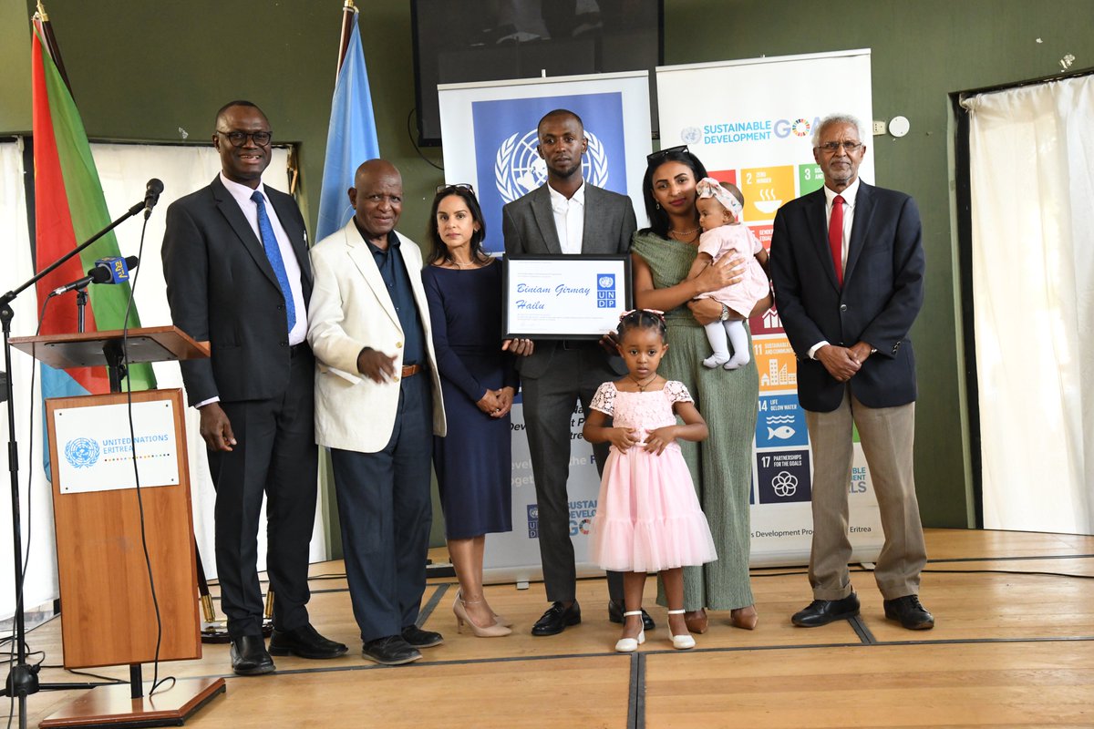 UNDPEritrea's tweet image. BREAKING: Eritrean cycling champ Biniam Ghirmay joins @UNDP as the National Goodwill Ambassador for Climate Action and Youth Empowerment for Eritrea!🌱
From making history at the Tour de France, Biniam is now championing youth-led climate action.
Welcome to the family, Biniam!…