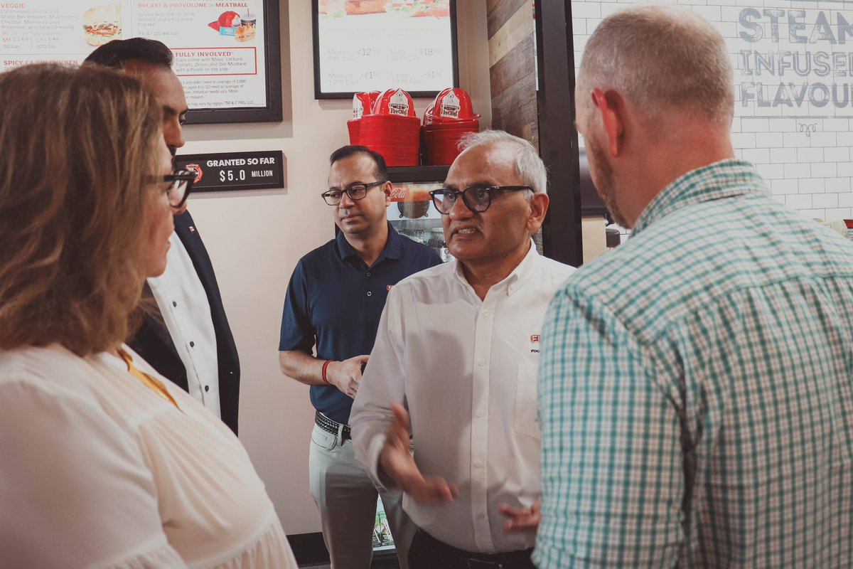 MikeGuglielmin's tweet photo. Had the pleasure of celebrating the grand opening of Vaughan’s newest @firehousesubsca
Congratulations to Ravish and Nilam on your 6th location and all your success so far. Wishing you the very best as you begin this exciting new chapter.
#firehousesubs #vaughanwoodbridge https://t.co/ZurRUeFja3