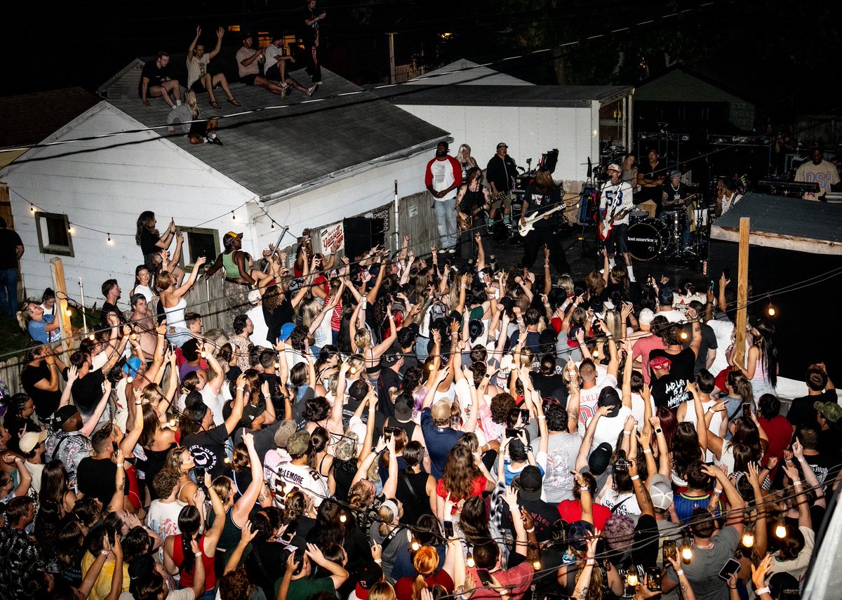 mgk plays surprise backyard pop-up in Columbus, Ohio.