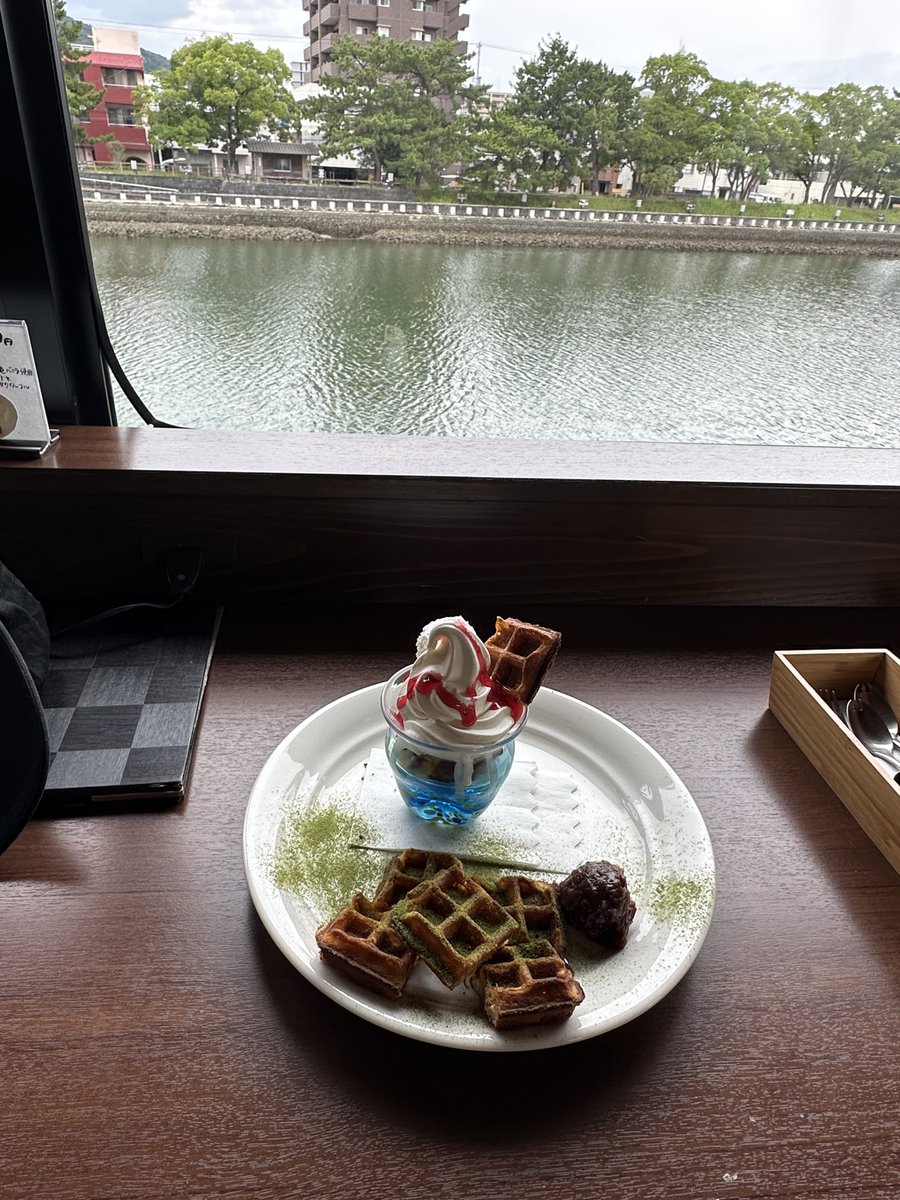K19841645's tweet photo. 直近で食べたやーつ https://t.co/0qwMbCnvFh