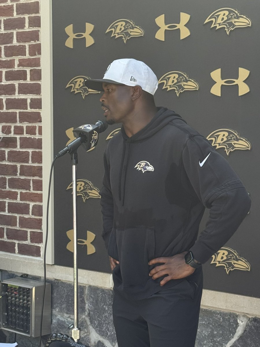 Ravens Defensive Coordinator Zach Orr says having Baltimore legends Ray Lewis and Michael Phelps make an appearance at training camp was “surreal.”