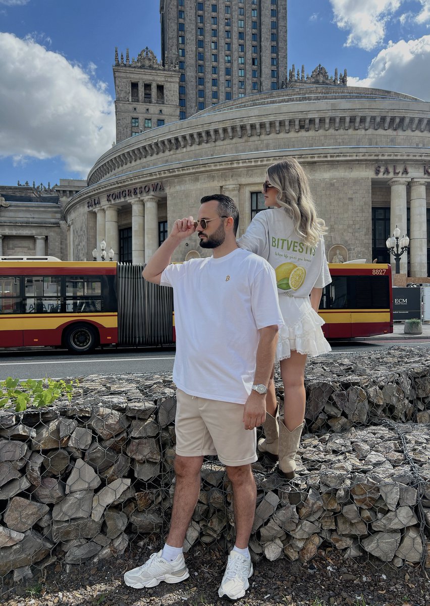 Bitcoin vibes in the heart of Warsaw Rocking our crypto style in front of the iconic Palace of Culture and Science. The future is decentralized.

bitvestis.de

#Bitcoin #bitcoinmerch #fashion #bitcoinnews #blockchain #btc