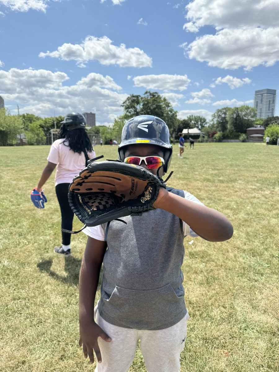 Play Forever tweet media