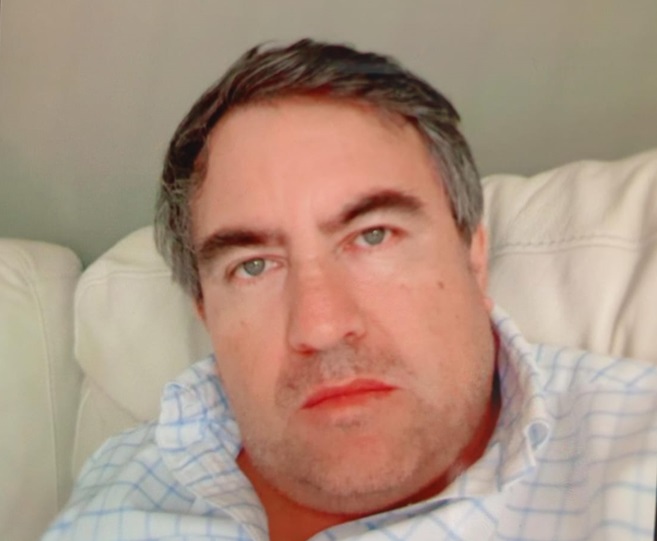 ATENTADO CONTRA LA LIBERTAD DE EXPRESIÓN: SOMOS AMENAZADOS POR JOSÉ SANTIVAÑEZ LUCCHINI 
En un lamentable episodio que atenta contra la libertad de expresión, he sido víctima de amenazas directas por parte del ciudadano José Santivañez Lucchini, esposo de la regidora de La