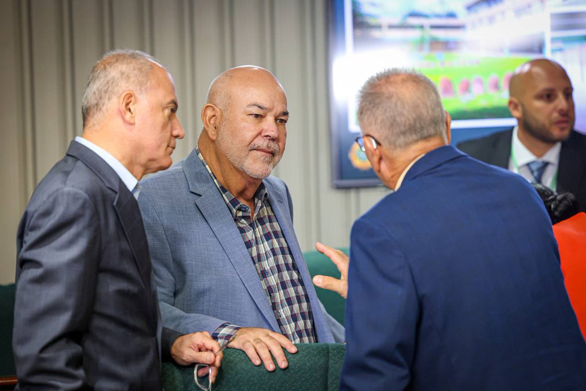 Como parte de la agenda en la Cámara de Representantes, atendimos en vista pública el estado actual de la Escuela Superior Dr. Pedro Albizu Campos, en Levittown, Toa Baja. 

La Comisión de Educación trabaja una investigación exhaustiva que evalúa los avances y uso de recursos