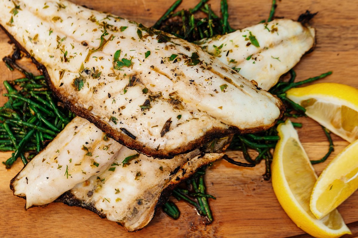 Want to try a new recipe? We’ve got you! 🐟

Sea bass cooked in herby butter, served on a bed of samphire – perfect for two, or as part of a bigger BBQ feast 😋

Learn more at our Seafood Masterclass 👉🏻 bit.ly/411OPfC 

#hoggysgrill #seafood #foodstagram