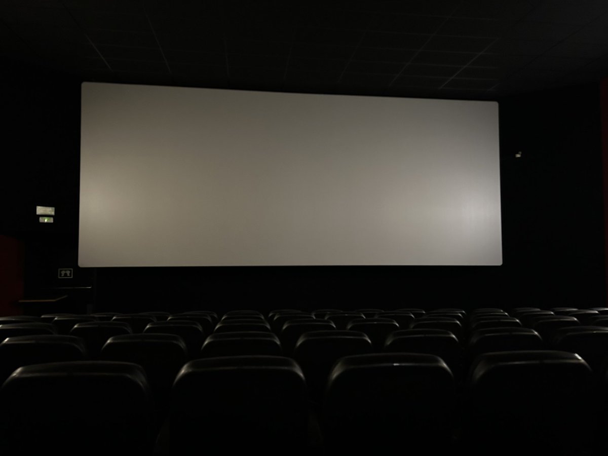 Ir al cine en agosto es brutal 🙂

#cine #cinedeverano #Devuelvemela