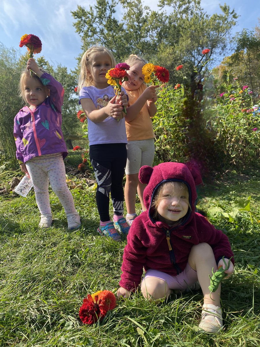 Little Explorers playgroup is back! Our first session of the season is on Thursday, August 21 at 10am. Register for this fun and educational playtime for kids 2-5 here: riveredgenaturecenter.org/event/little-e…
