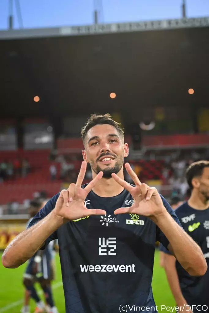 8️⃣0️⃣ JOUEURS ONT DISPUTÉS LEURS PREMIÈRES MINUTES ⌚️ EN NATIONAL LORS DE LA J1 🆕️

Sur les quelques 238 joueurs qui ont foulés les pelouses de N1 vendredi dernier, 80 l'ont fait pour la 1ère fois, et parmis eux 6️⃣ ont même marqués leur 1er but 💥🥅