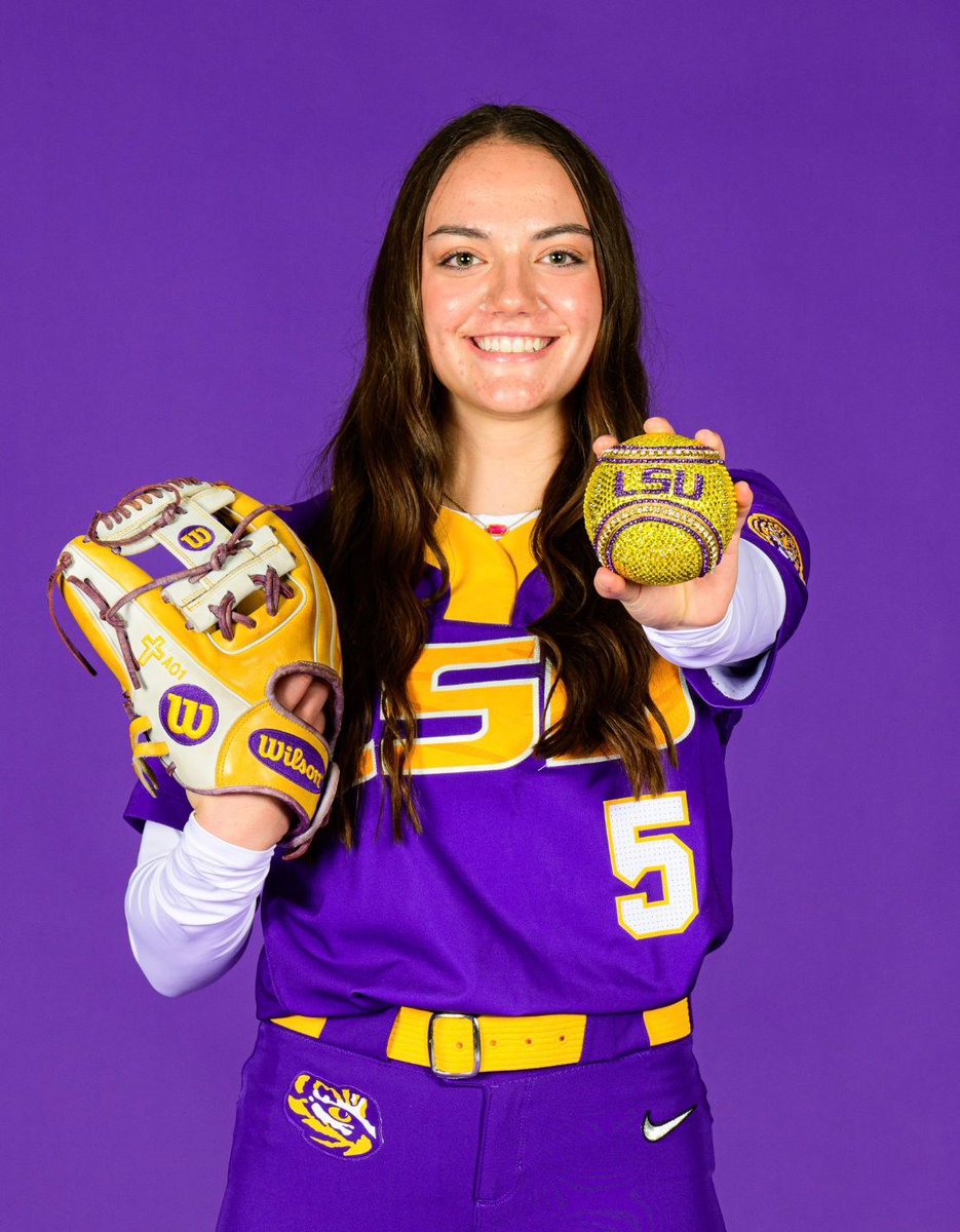 Softball America (@softbalamerica) on Twitter photo Could <a href="/ryliej2025/">Rylie Johnson</a> be the next best LSU outfielder? We examine how the four-star from Virginia might make her way into the Tigers' lineup next season: on3.com/softball/news/… Could <a href="/ryliej2025/">Rylie Johnson</a> be the next best LSU outfielder? We examine how the four-star from Virginia might make her way into the Tigers' lineup next season: on3.com/softball/news/…