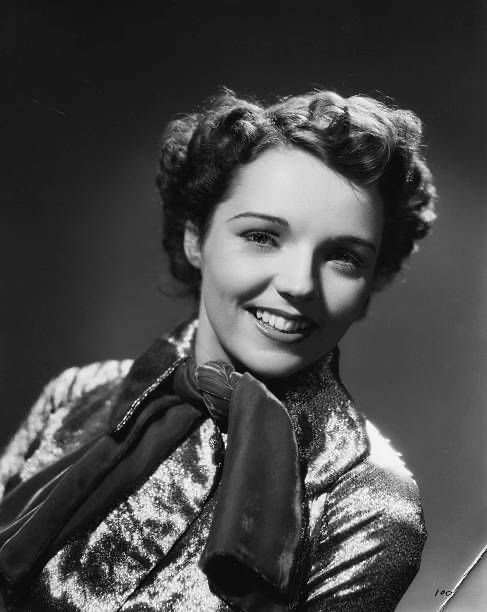 CitizenScreen's tweet photo. Remembering Jane Wyatt on her birthday #botd
We just saw her star in Edward Buzzell’s THE LUCKIEST GIRL IN THE WORLD (1936) at #Capitolfest https://t.co/JZieOXsSLP