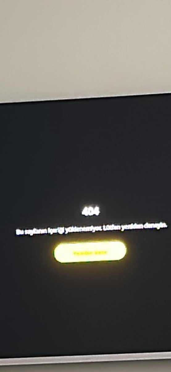 Allah aşkına hangi devirde yaşıyoruz. Sistem çökmüş. Maç açılmıyor. Para ödeyerek rezil oluyoruz. #exxen

 #FenerMaçıTV8e