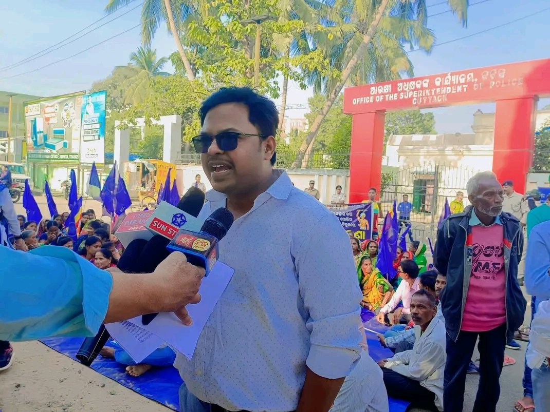 Hemprasad Jagat (@hemprasad_j) on Twitter photo Odisha Govt's order: The word 'Harijan' will no longer be used in government communication
Thanks to <a href="/anilkumarmalli6/">Anil Kumar Mallick</a> Sir for the initiative to remove the word 'Harijan'.
Your efforts will send a message of equality and respect in the society.
& Odisha Govt <a href="/SecyChief/">ChiefSecyOdisha</a> <a href="/stscdev/">ST & SC Dev., M & BCW Dept, Govt. of Odisha, India</a> Odisha Govt's order: The word 'Harijan' will no longer be used in government communication
Thanks to <a href="/anilkumarmalli6/">Anil Kumar Mallick</a> Sir for the initiative to remove the word 'Harijan'.
Your efforts will send a message of equality and respect in the society.
& Odisha Govt <a href="/SecyChief/">ChiefSecyOdisha</a> <a href="/stscdev/">ST & SC Dev., M & BCW Dept, Govt. of Odisha, India</a>