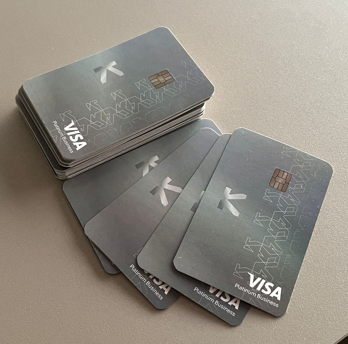 RecryptoView tweet media