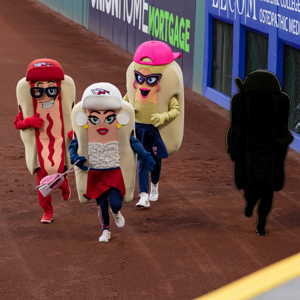 Guardians Hot Dogs tweet media