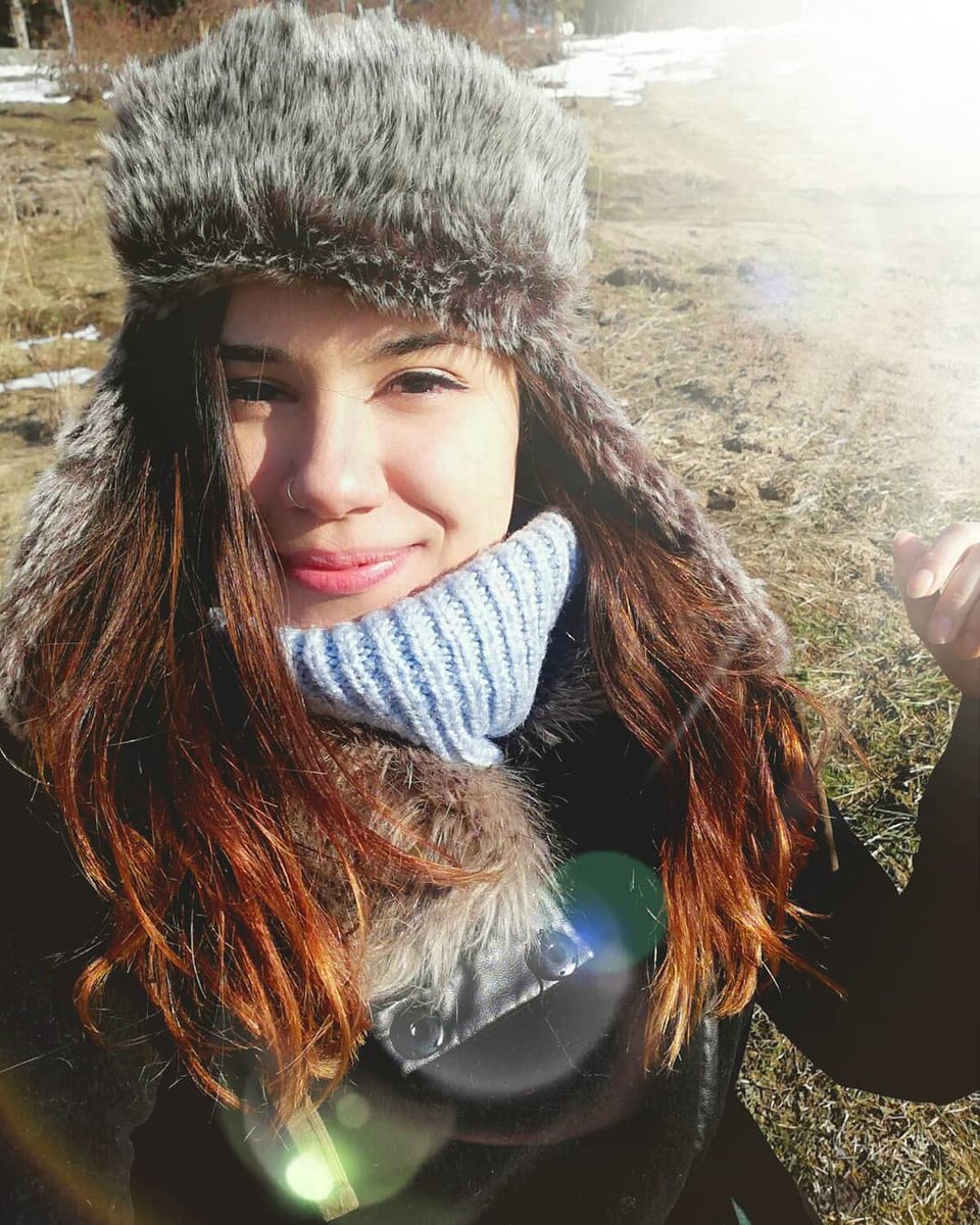 YEŞİM AKBAŞ 851 GÜNDÜR SOĞUK TOPRAK ALTINDA ADALET ARIYOR
Günler geliyo geçiyor arayış bitmiyor tek umut heraksam 21de #YeşimİçinAdilKarar diyen sizler
İmza hala devam ediyor lütfen sadece görüp geçmeyn başka Yeşimler olmasn analar ağlamasn