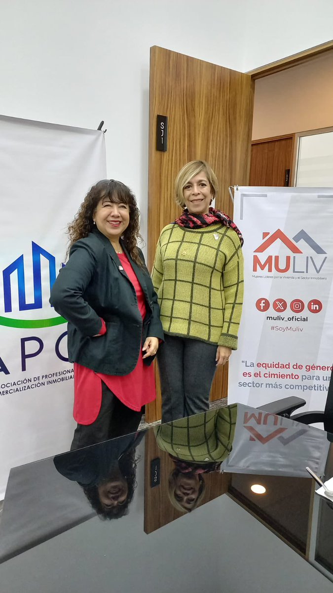 🖊️ ¡Ya estamos a punto de comenzar la firma de convenio entre #APCI y #MULIV!

Con <a href="/marielzuniga_/">Mariel Zúñiga</a> y <a href="/laurazg_AMPI/">Laura Zazueta</a> 

🔴 Transmisión en vivo:
facebook.com/share/19hnB1Uk…