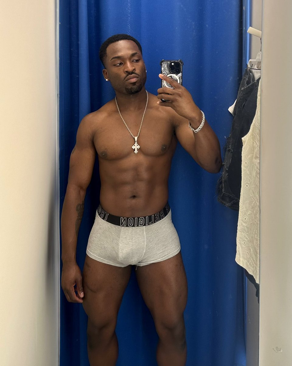 arxhiiie's tweet image. will it fit ?