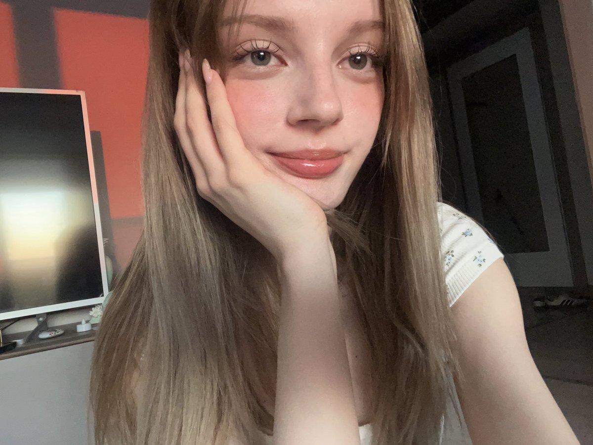 gün batımını izlemeyi çok seviyorum. tweet bitti söyleyeceklerim bu kadardı.