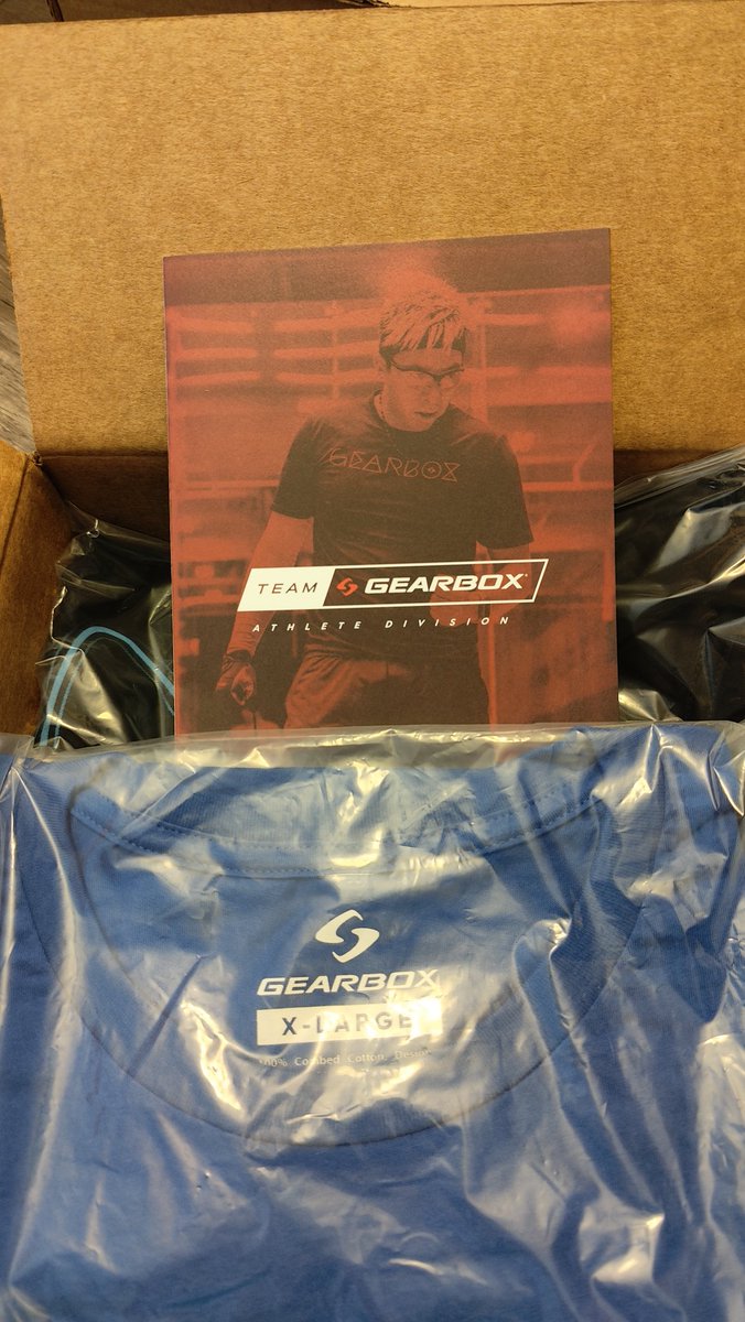 Signed another year with #Gearbox_Pickleball, received my player package. We keep grinding. 💪🏻 💪🏻 🔥 🔥 
#sololeveling #pickleball #miamipickleball