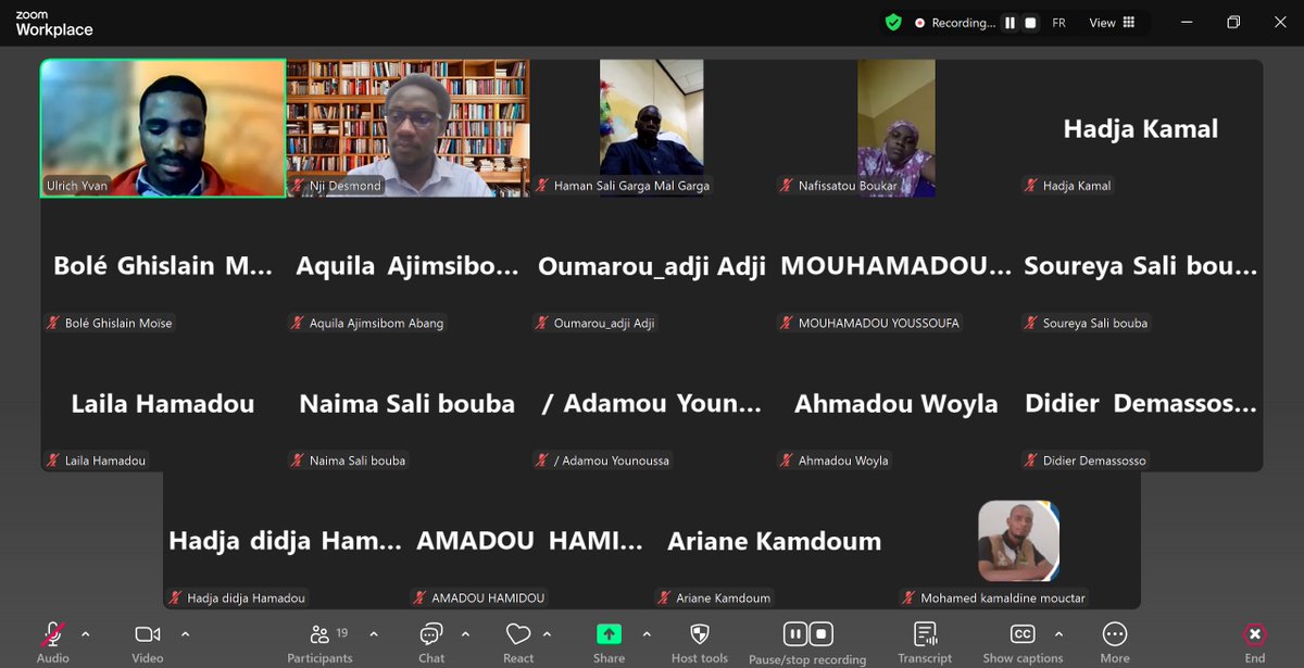 DeserveTweet's tweet photo. Lors du webinaire @DeserveTweet sur la santé et le bien-être des adolescents &amp; des jeunes, à l’occasion de la #JournéeInternationaleDeLaJeunesse, @DjamaaUmaradji a souligné le rôle essentiel de l’engagement numérique dans le dév't professionnel &amp; le bien-être des jeunes. https://t.co/kFGvdliM6C