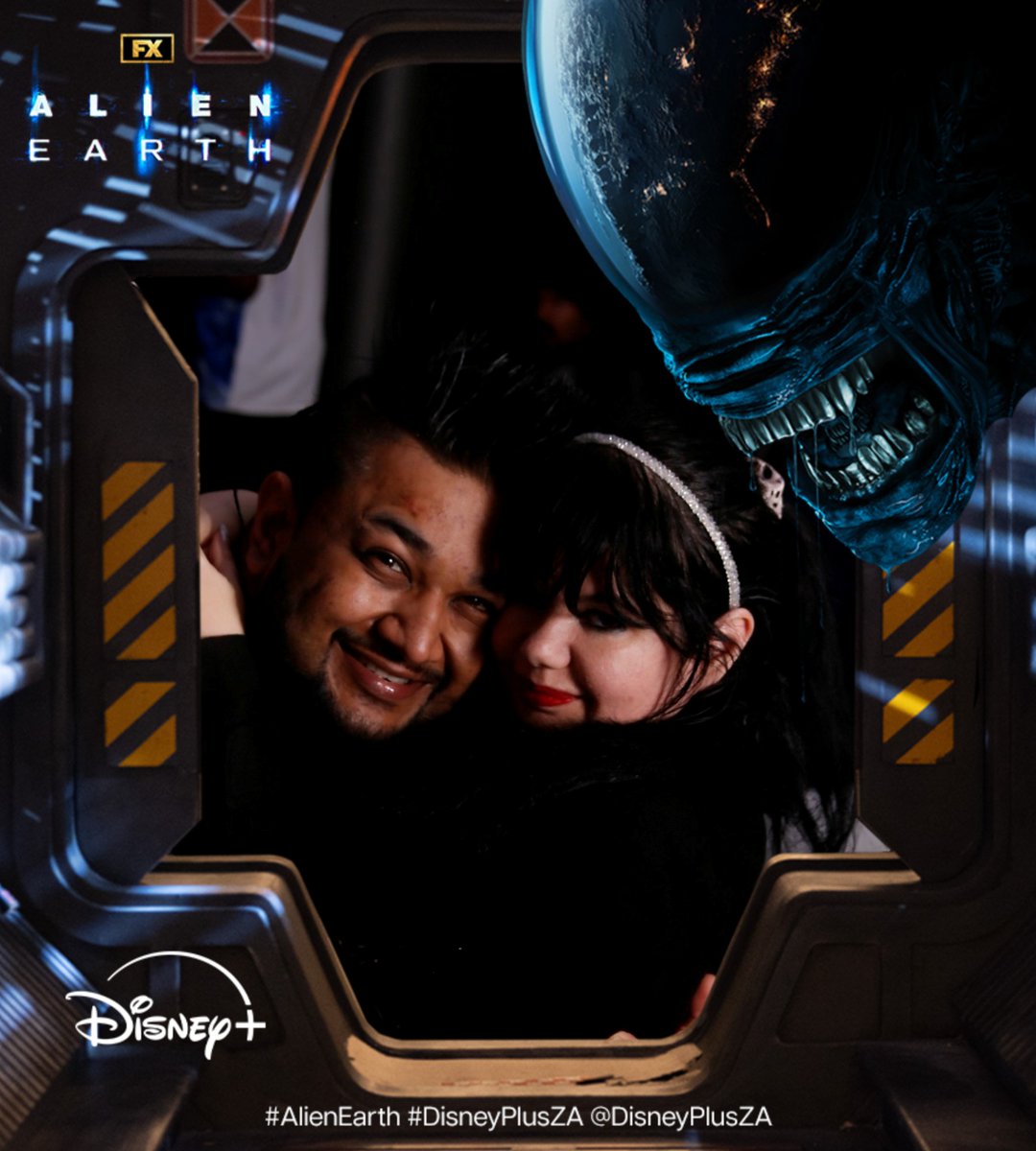 At the #AlienEarth Premiere with the love of my life ♥️👽🌙
S/o <a href="/numetro/">Nu Metro</a> @chilliengineevents <a href="/disneyplusza/">Disney+</a>  for all these vibes
Epic new couple profile pic unlocked! 📸
#alien