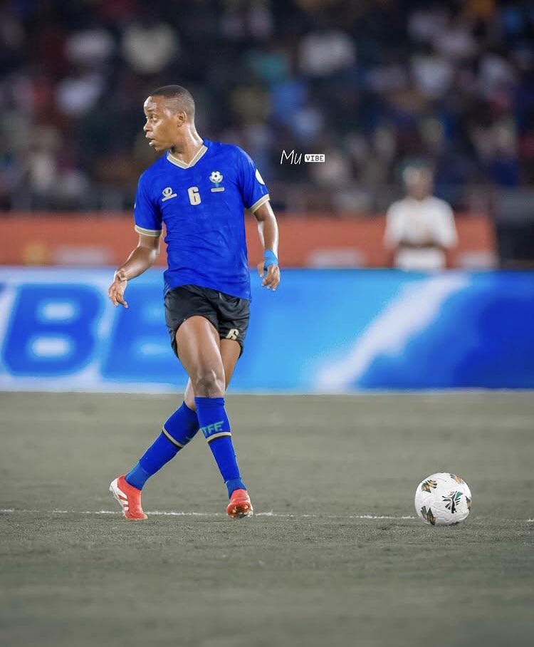 mchizidamas's tweet image. Wazungu wanasema not for sale na wazaramo wanasema hauzwi ogopa matapeli😂