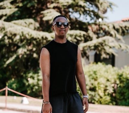 ツ Lord Ori tweet media