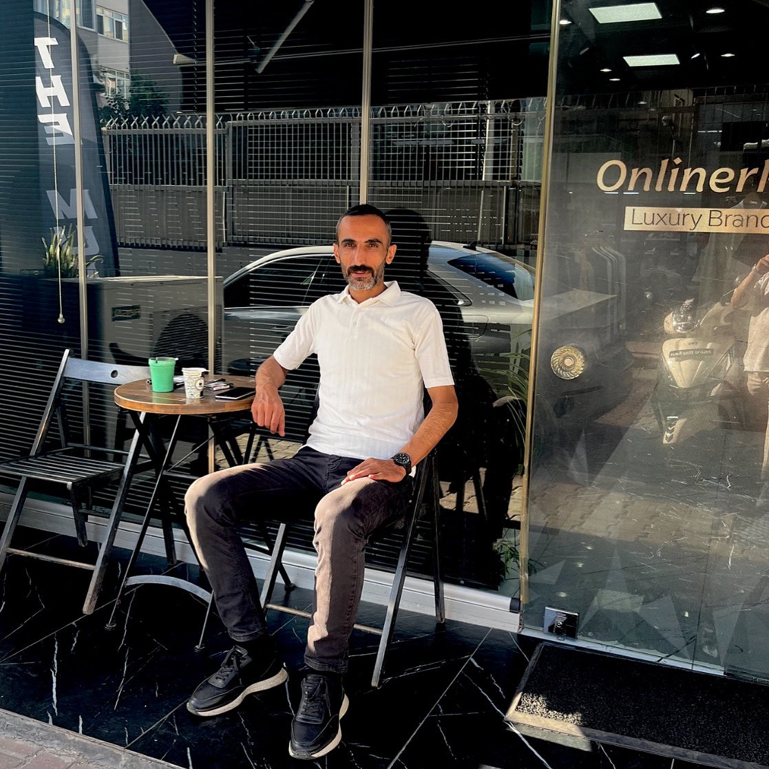 Küçük insanlar konuşur büyük insanlar konuşulur.. Vesselam..!!!!